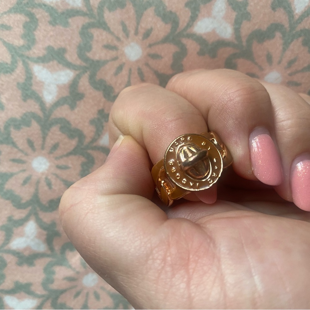 Marc Jacobs fashion ring